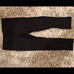 Lululemon black speed up crop size 4